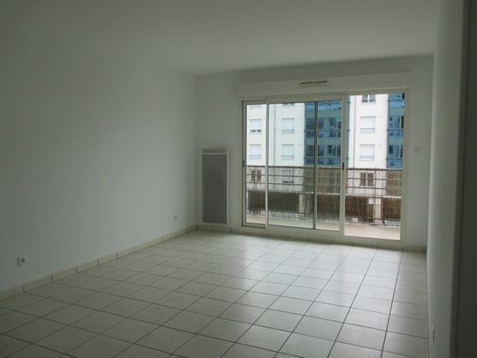 Location Appartement 3 pièces 67m² ORLEANS 45000 - Photo 1