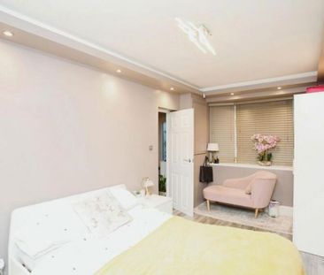 5 bedroom house to rent - Photo 2