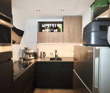 For rent: Blaak, 3011 GB Rotterdam - Photo 1