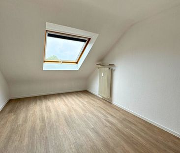 Renovierte 4 ZKB-Dachgeschosswohnung in zentraler Lage Rastpfuhl - Photo 6