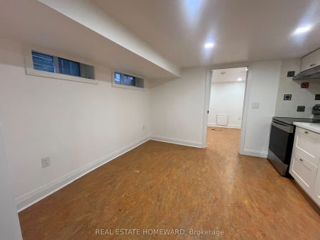 15 Richard Avenue #Lower - Photo 5