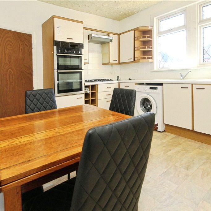 Quadrant Road, Thornton Heath, CR7 7DA - Photo 1