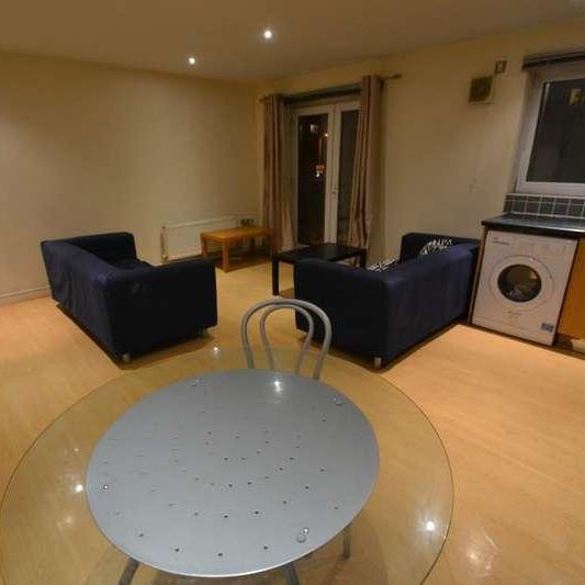 Newcastle Street, Hulme, Manchester, M15 - Photo 1