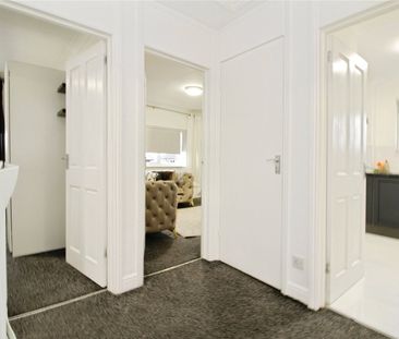 2 bedroom maisonette to rent - Photo 6