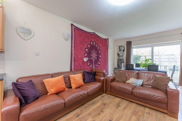 5 bedroom terraced house to rent - Photo 1