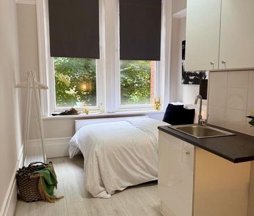 Studio Flat, Linden Mansions, N6 - Photo 4