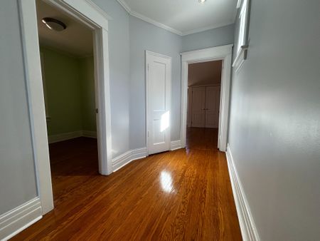 For Lease - 129 Kenwood Avenue, Toronto, Ontario - Photo 3