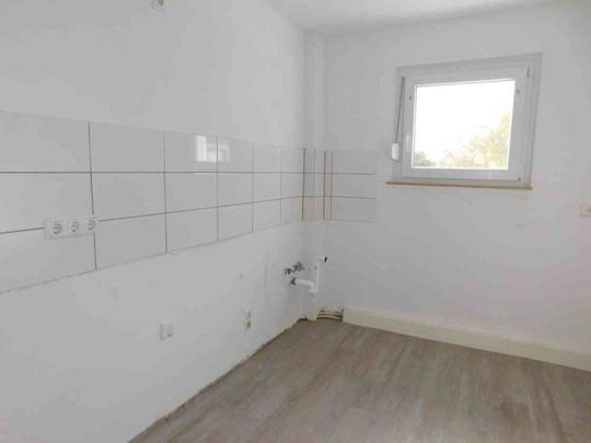 Überruhr-Holthausen: Frisch renovierte 3-Zi.-Whg. mit Balkon - Foto 1