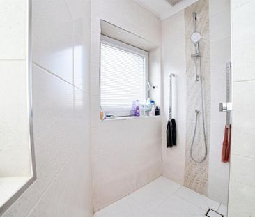 3 bedroom property to rent - Photo 2