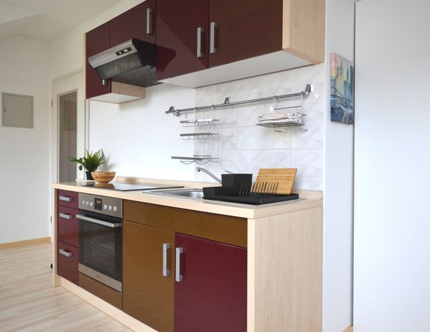 Vollmöblierte Studentenwohnung im Regensburger Kasernenviertel. Gute Anbindung, ruhige Lage. - Foto 1