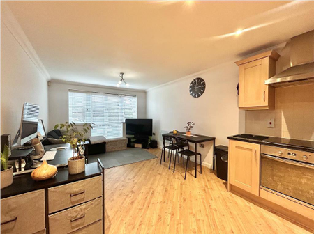 2 bedroom flat to rent - Photo 3