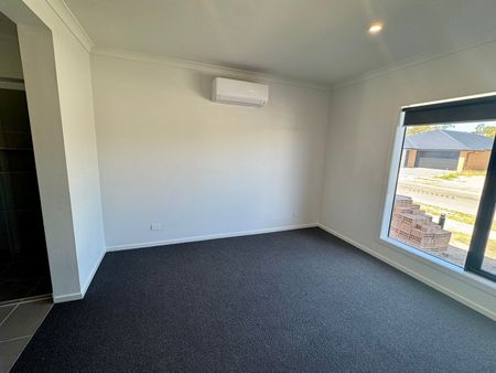 Brand New in Glengarry - Photo 3