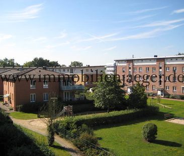 Ruhiges Gartenhaus im Zentrum einer Wohnanlage - Sonnige Endetage mit großen L-Balkon im 1.OG - Foto 4