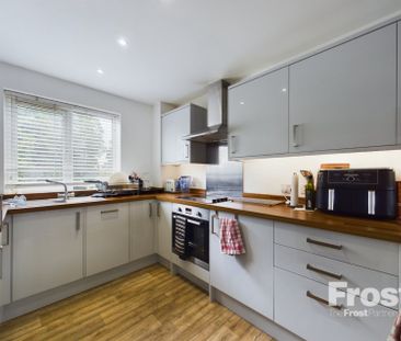 Woodthorpe Road, Ashford, Surrey,TW15 - Photo 6
