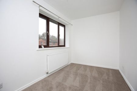 2 bedroom semi-detached house to rent - Photo 3