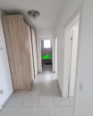Apartament modern de inchiriat 2 camere Sibiu Avantgarden - Photo 5