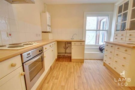 High Street, Harwich, CO12 - Photo 5