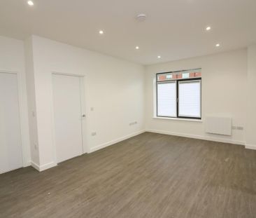 1 bedroom ground floor flat to rent - Photo 1