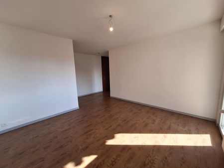 SION-CENTRE / APPARTEMENT RENOVE DE 2.5PCES - Foto 3