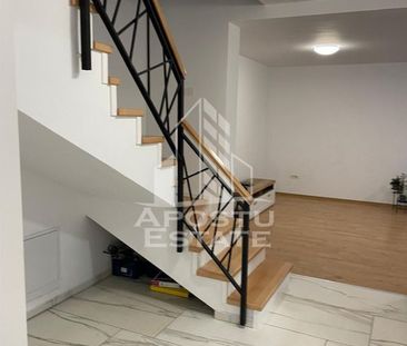 Duplex de inchiriat cu 5 camere, 3 bai, pe 2 Nivele, grad... - Fotografie 6