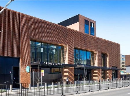 Renovated & Conveniently Located 2 Bedroom Unit - Photo 3