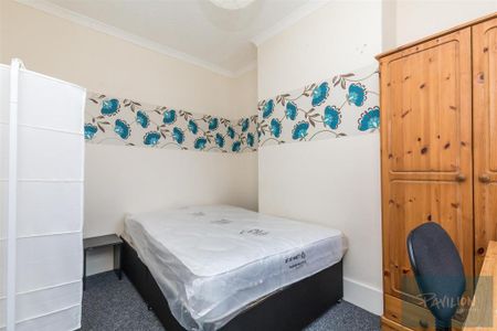 4 bedroom terraced house to rent - Photo 5