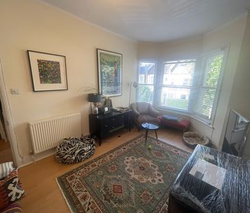 3 Bed Flat, Hartland Road, NW6 - Photo 2