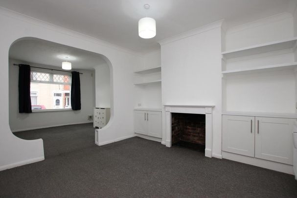 3 bedroom terraced house to rent - Photo 1