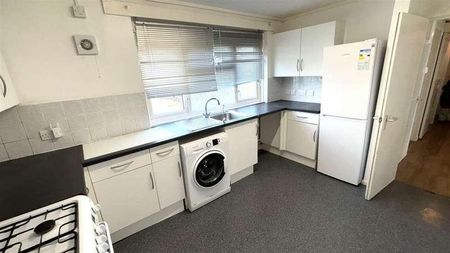 Long Meadow Way, Canterbury, Canterbury, CT2 - Photo 5