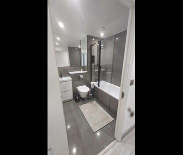 1 Bed Flat, Maltings Close, E3 - Photo 6