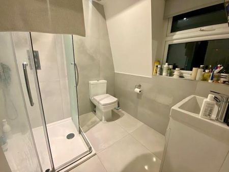 1 bedroom apartment to rent - Photo 4