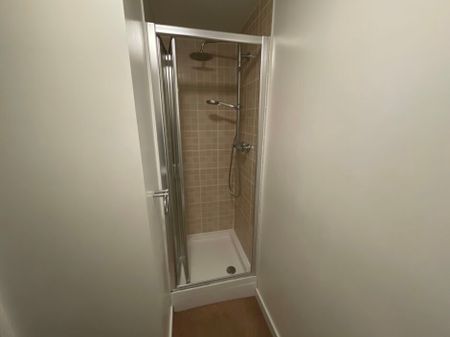 Crymlyn Parc, Neath, SA10 - Photo 2