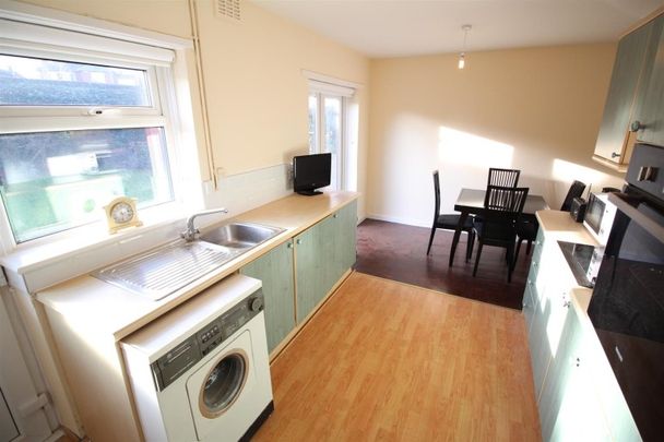 2 Bedroom House - Terraced - Photo 1