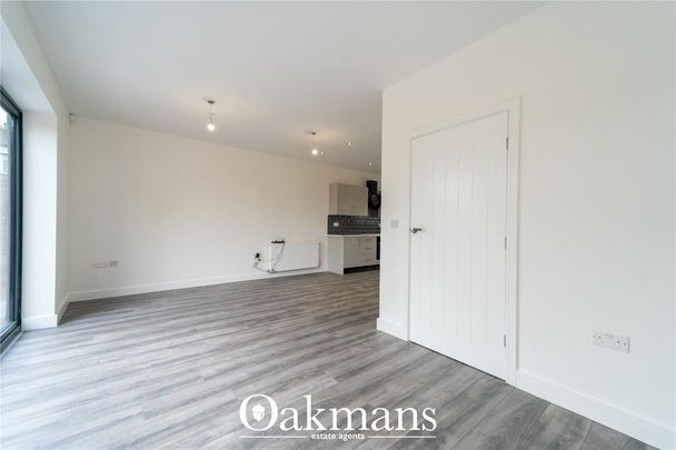 3 bedroom semi-detached house to rent - Photo 1