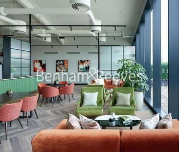 Sibley House, Greenleaf Walk, UB1 - Photo 5