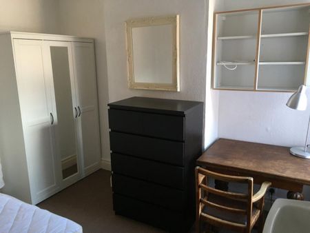 5 bedroom house to rent - Photo 2