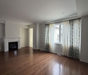 For Lease - 3099 Neyagawa Boulevard, Oakville, Ontario - Photo 1