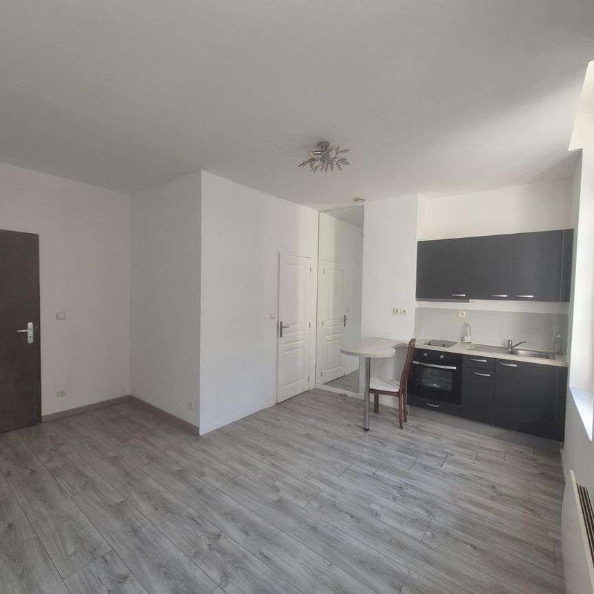 Location Appartement 1 pièce 20m² ST OMER 62500 - Photo 2