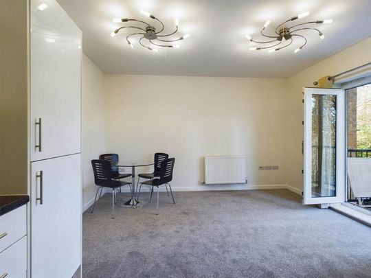 2 bedroom apartment to rent - Photo 1