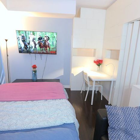 Flex Plus - Waterfront Toronto - Photo 1