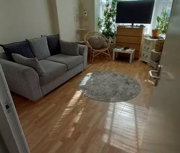 1 bedroom ground floor flat to rent - Photo 1