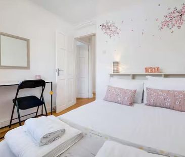 4 bedroom detached house to rent - Photo 6