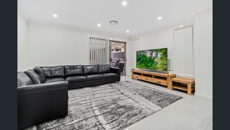Modern Family Living in a Prime Oran Park Location - Photo 4
