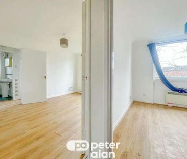 Lime Trees, Llanishen Court, CF14 - Photo 4