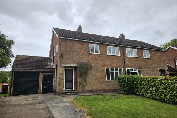 Grasby Road, Great Limber - Photo 1