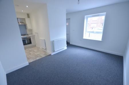 1 bedroom Terraced House To Let - Photo 1
