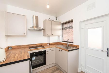 1 bedroom terraced house to rent - Photo 5