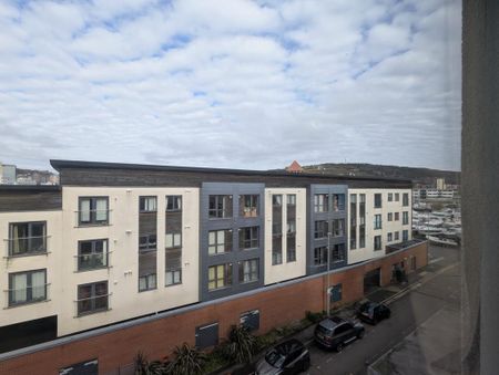 2 bedroom apartment to rent - Photo 3