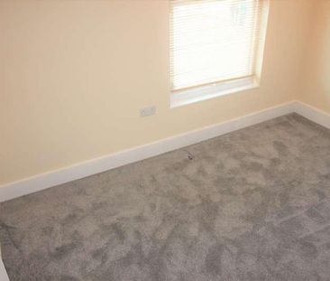 Wood Street, Kidderminster, DY11 - Photo 3