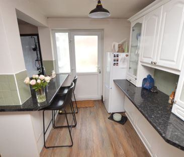 2 Bedroom Terraced House - Photo 1